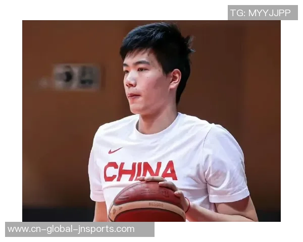 男篮集训5人归队！张宁+焦泊乔等球员回归沙龙备战新赛季！